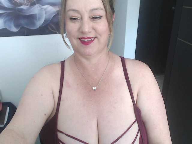 Скриншоты трансляции sweetsalo