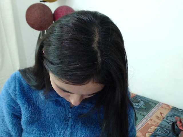 Скриншоты трансляции sweetsofhia