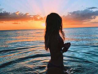 Эротический видеочат Sweettits21