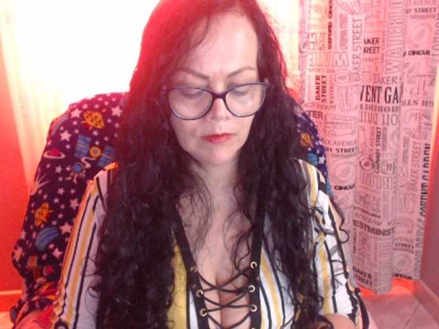 Скриншоты трансляции sweetvaleria