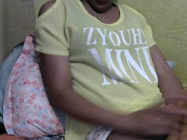 Скриншоты трансляции sweety-love01