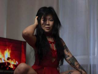 Эротический видеочат SweetyLaura