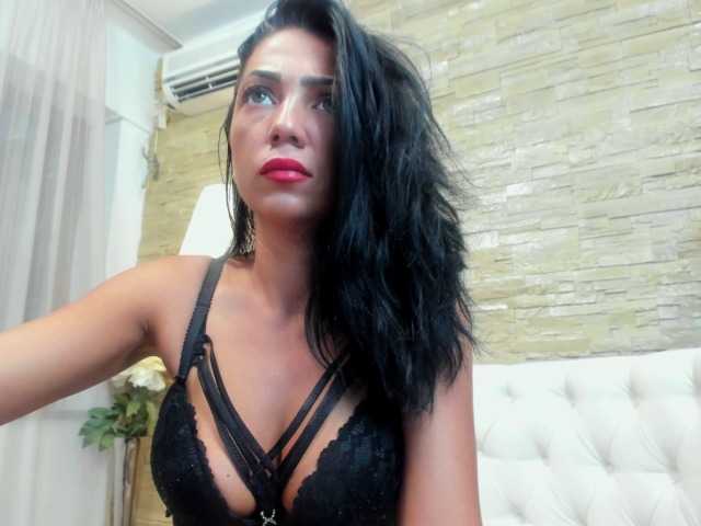 Фотографии SweetYvonnee 663 Cumshow dance