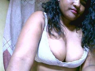 Эротический видеочат SydneiDollux