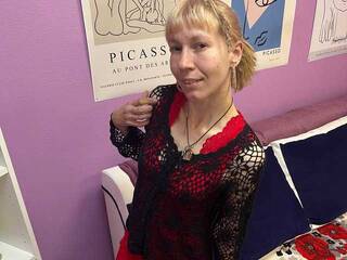 Эротический видеочат Syrelia