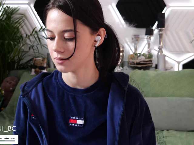 Скриншоты трансляции Taanni
