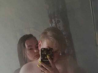 Эротический видеочат Tanya-and-Sara