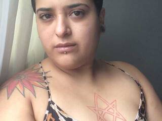 Эротический видеочат tara-vinter