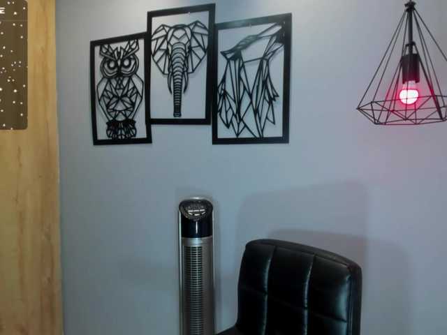 Скриншоты трансляции TaraFisherX