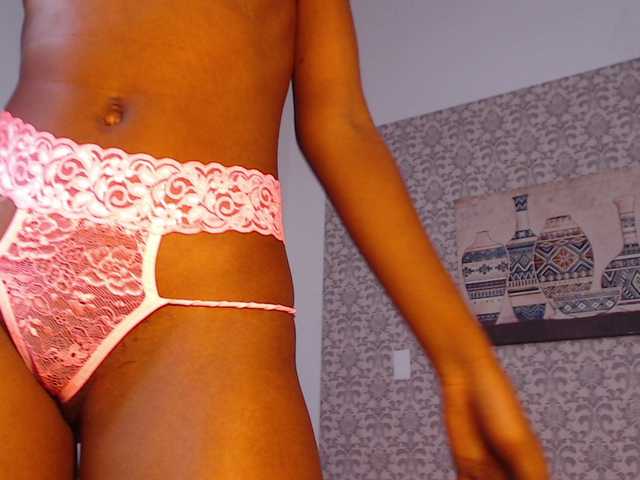 Скриншоты трансляции TashaJohnson