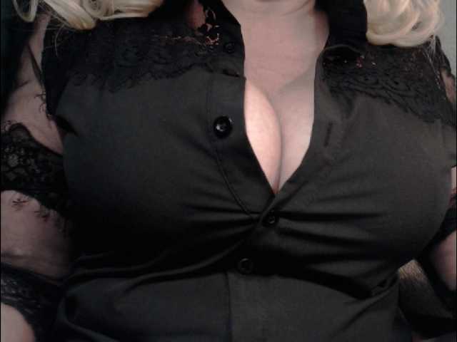 привет. дарим любовь . ОБЩЕНИЕ ТОЛЬКО В ЛИЧНОМ ПЛАТНОЕ! ТОКЕНЫ В ПУБЛИЧНЫЙ ЧАТ. СТРИП - полный приват. твоя камера в платных чатах.ЗВУК-АКТИВИРУЙ ДИДЖЕЙ .НЕСМОТРЯ НА СТАТУС И БАЛАНС, ХАЛЯВЩИКИ И ЖМОТЫ: БАН.ВСЕМ УДАЧИ :sexy_devil