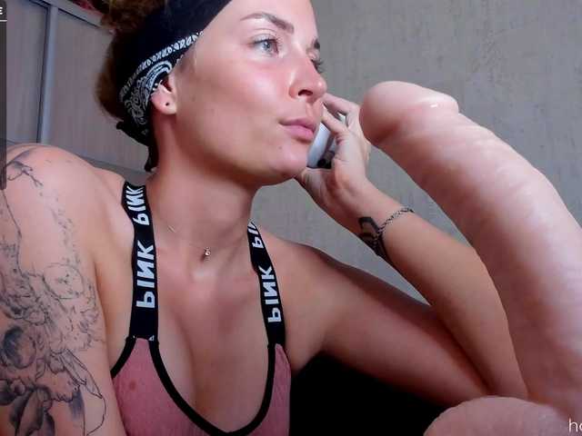 Скриншоты трансляции Tasyaaaa