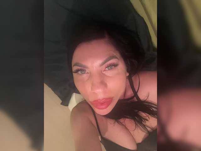 Скриншоты трансляции Tatushaa
