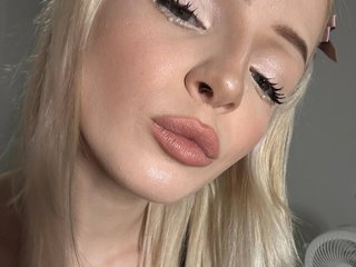 Эротический видеочат TaunyaMoyle