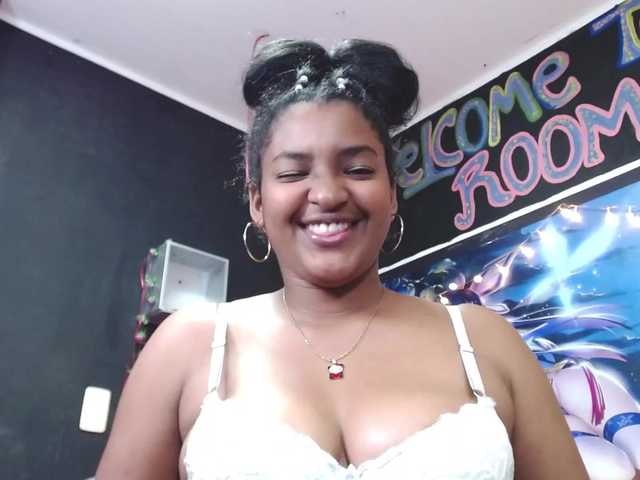 Фотографии TeenEbony Welcome to my room, let's have fun together! #ebony #teen #new #bigass