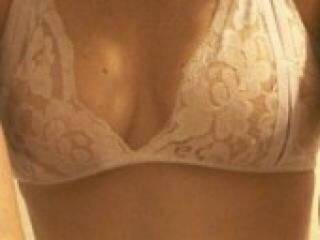 Эротический видеочат tellove