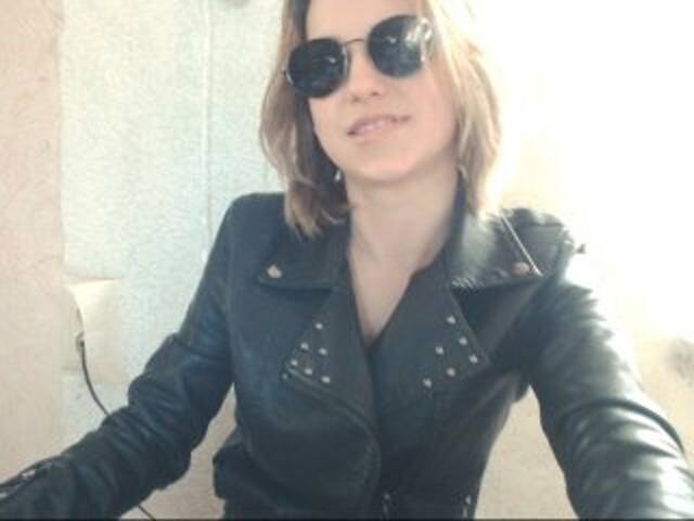 Скриншоты трансляции PlayGirlKiss