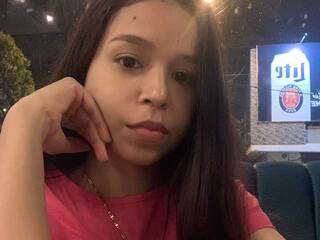 Эротический видеочат Tenshi000