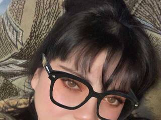 Эротический видеочат TerriLaLovely