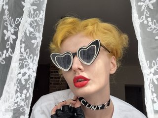 Эротический видеочат ThaliaWhisper