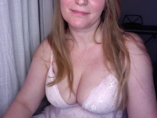 Эротический видеочат TheGirlNextDoor1