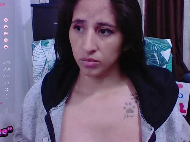 Скриншоты трансляции thelesbianhot