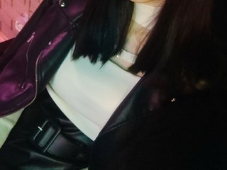 Эротический видеочат ThelmaHettie