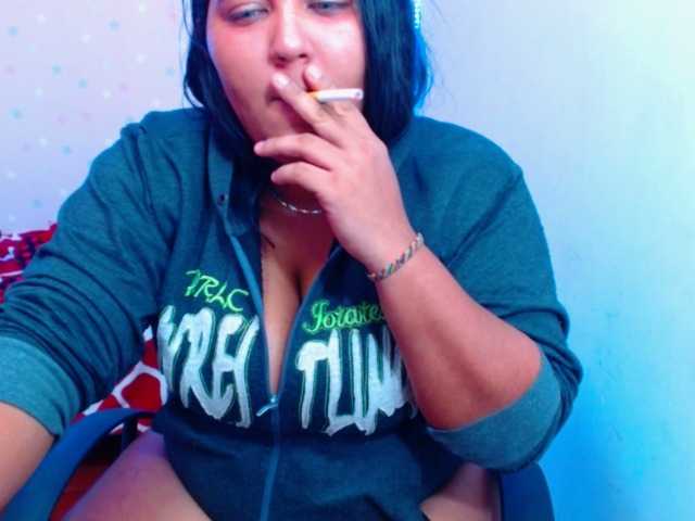 Фотографии Themistress #findom #smoke #mistress #bigboobs #sph #lovense
