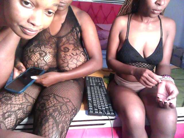 Скриншоты трансляции Thenastychicks