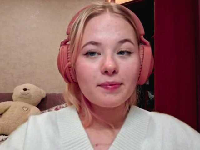 Скриншоты трансляции TheressaLippi