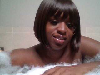 Эротический видеочат TheSexyWife-1