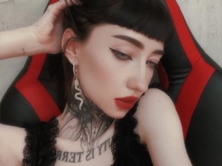 Эротический видеочат ThinWhiteDuchess