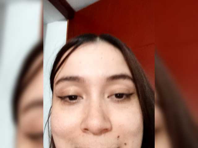 Скриншоты трансляции TiffanyB8