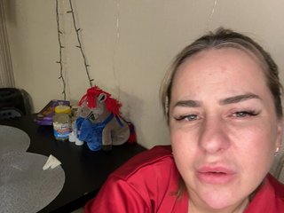 Эротический видеочат Tina-Love