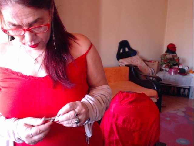 Скриншоты трансляции Tinakiss