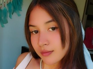 Эротический видеочат tinibunny