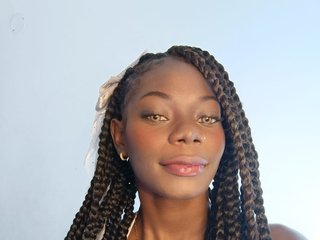 Эротический видеочат tiny-sexy-ebony