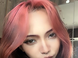 Эротический видеочат TinyIvanka