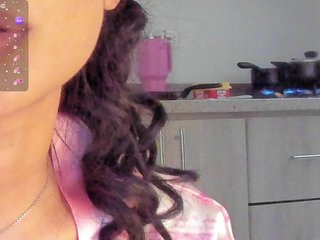 Эротический видеочат Tinny111