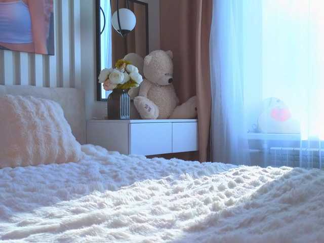 Скриншоты трансляции tvoyamilaa21