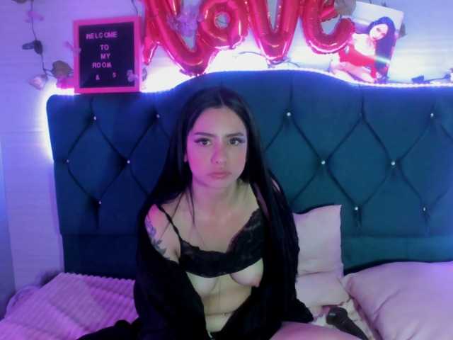 Фотографии valentinalitt Hi guys happy day♥♥♥#new#latina#anal#pussy#deepthroat#squirt