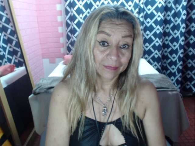 Скриншоты трансляции valeria-sexy