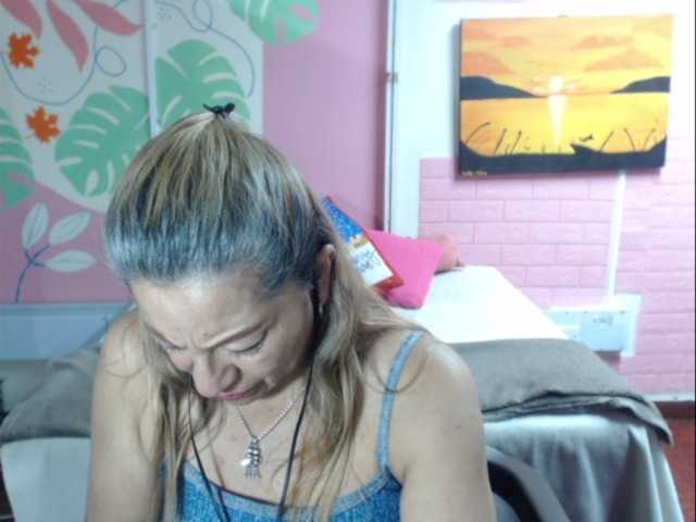 Скриншоты трансляции valeria-sexy