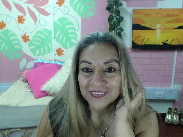 Скриншоты трансляции valeria-sexy