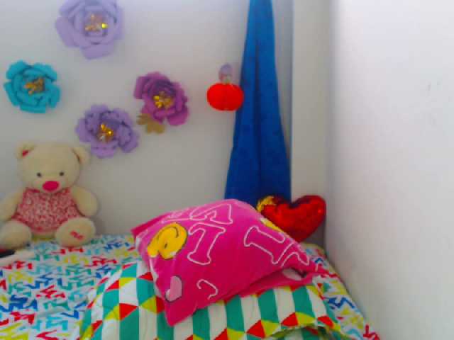 Скриншоты трансляции ValerySweet1