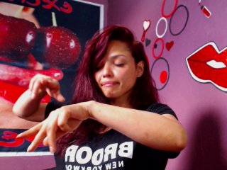 Фотографии vally-26 show danceHey guys welcome to my room hope to have fun with you #cum #ass #squirt #dance hot #lush #pvt #c2c