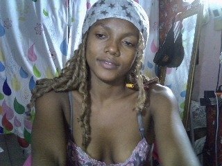 Эротический видеочат VALLYRAZ