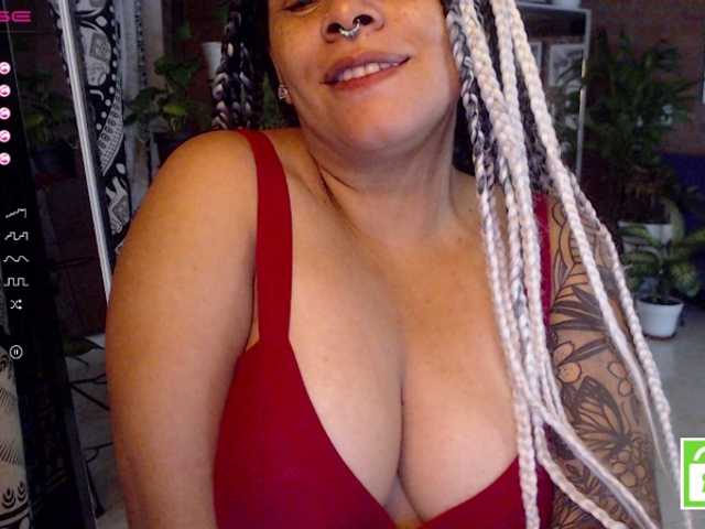 Фотографии VenusSex 299 tksHot latina only for you, come to fuck my sexy ass ♥ @ finger pussy @5 squirt #hairy #ass #mature #latina #naked #milf #black ♥