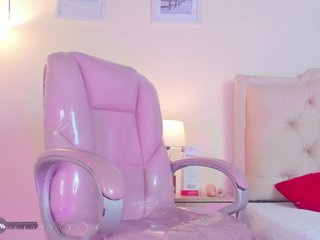 Эротический видеочат VeroniicaLodge