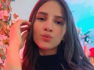 Эротический видеочат VickyMiller